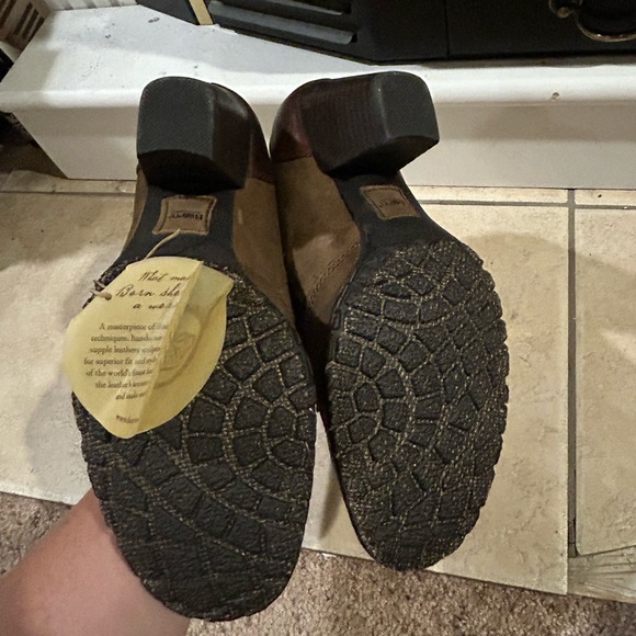 NWT Born mule heels - Picture 7 of 8